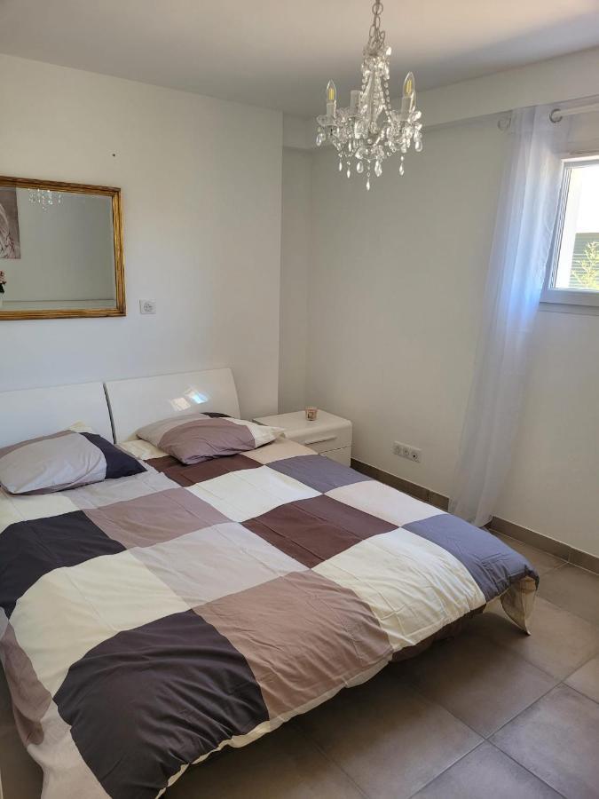 Chambres&Suites chez habitant Saint-Paul-et-Valmalle Extérieur photo